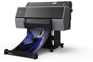 Первые 12-цветные принтеры Epson для печати фотографий и цветопробы.